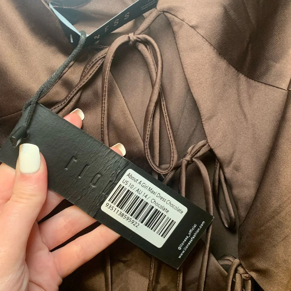 NWT Lioness Chocolate Brown Satin Dress - Picture 5 of 6